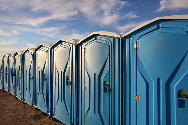 Best Portable Restroom Servicing (Cleaning and Restocking)  in Gulfport, MS